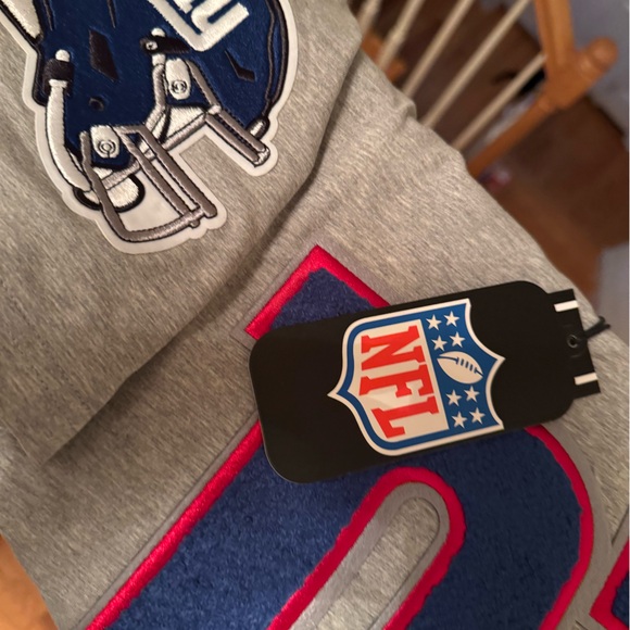 Brand new w tags 🏷️ NFL NYG NY Giants unisex tee t-shirts size small embroidered - Picture 7 of 13